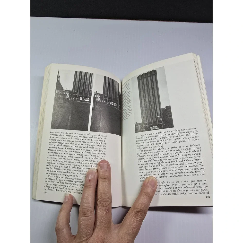 Medium-formatHandbook: Guide to Rollfilm Photography, Hobby To Job, Film Is King